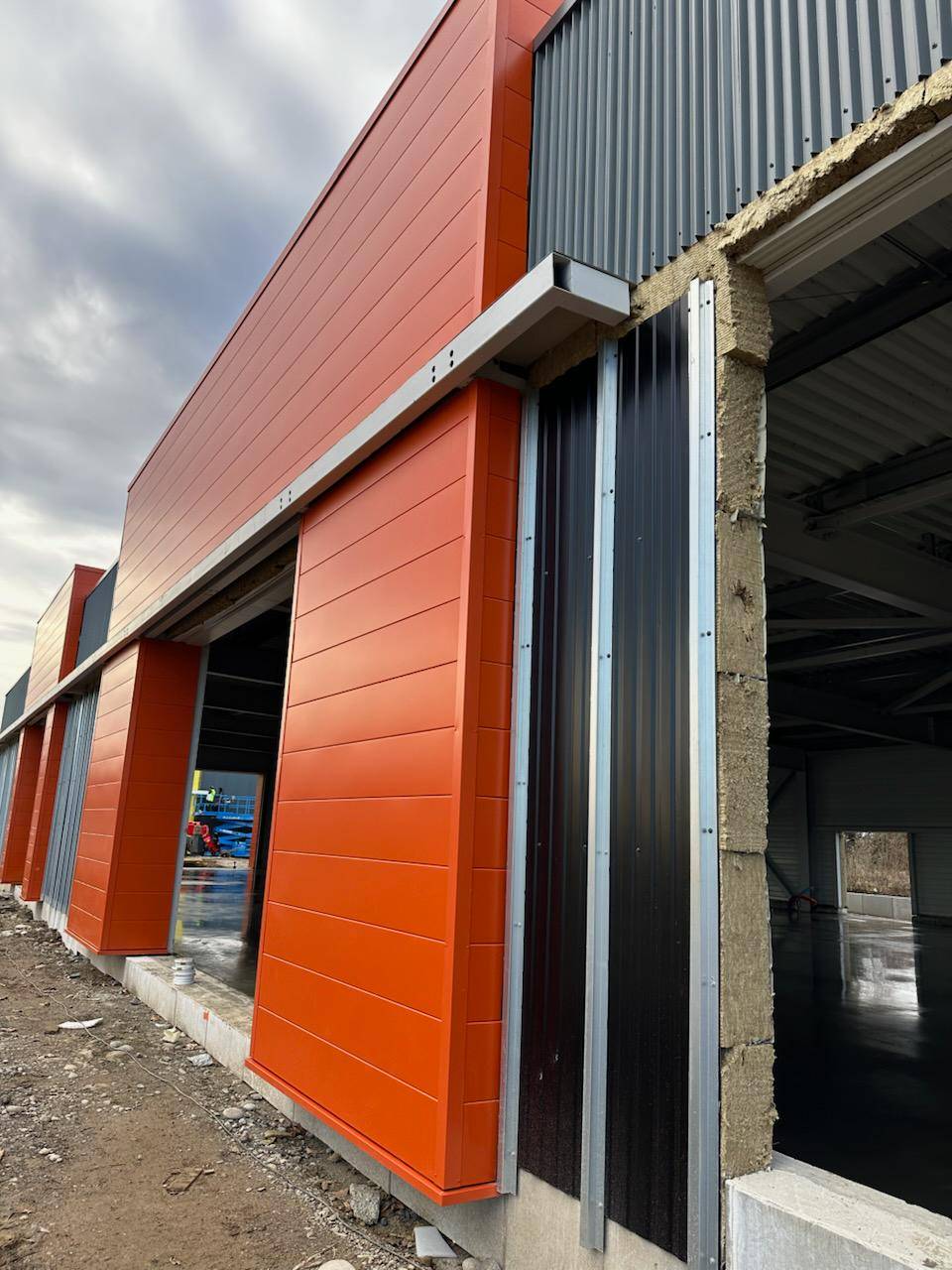 Entreprise DEMIREL : travaux de bardage, couverture, isolation et zinguerie autour de Nancy et Strasbourg Saint-Dié-des-Vosges 1